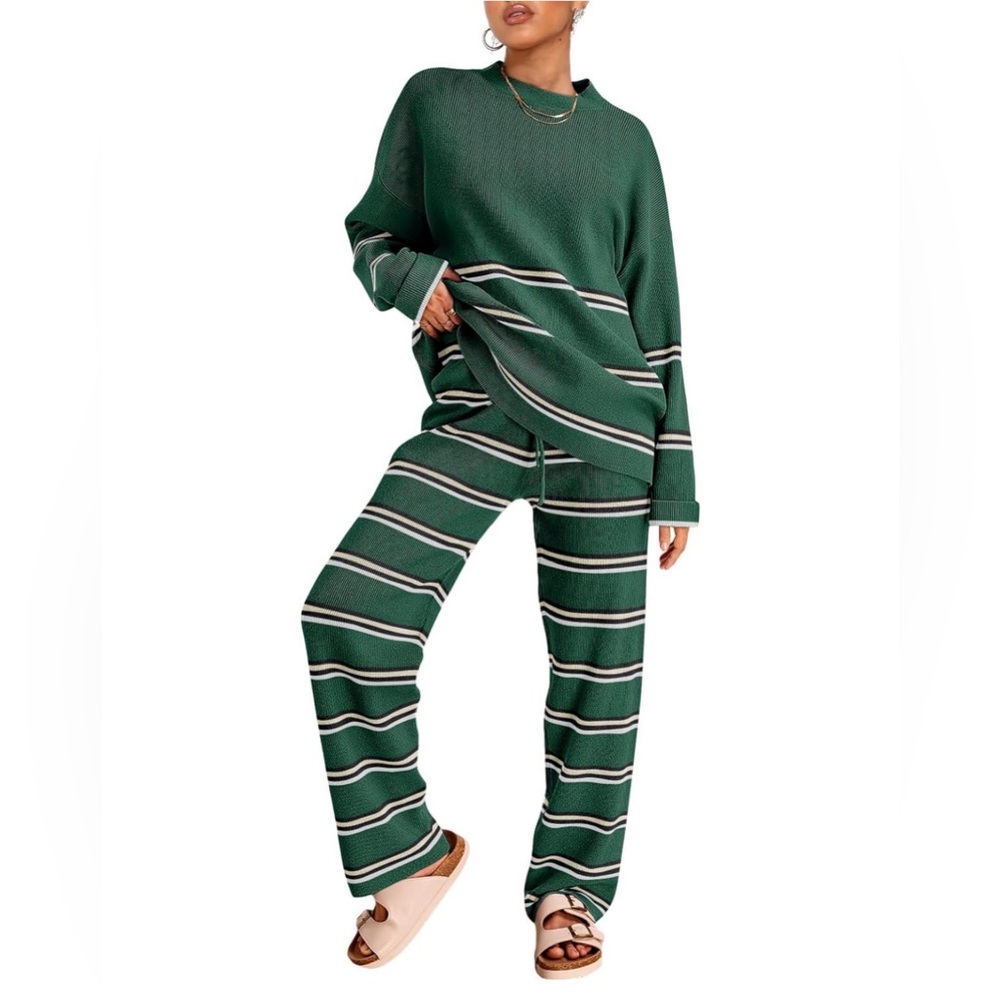 LILLUSORY Two Piece Striped Knit Set